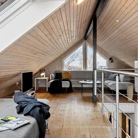 2 Bedroom Cozy In *